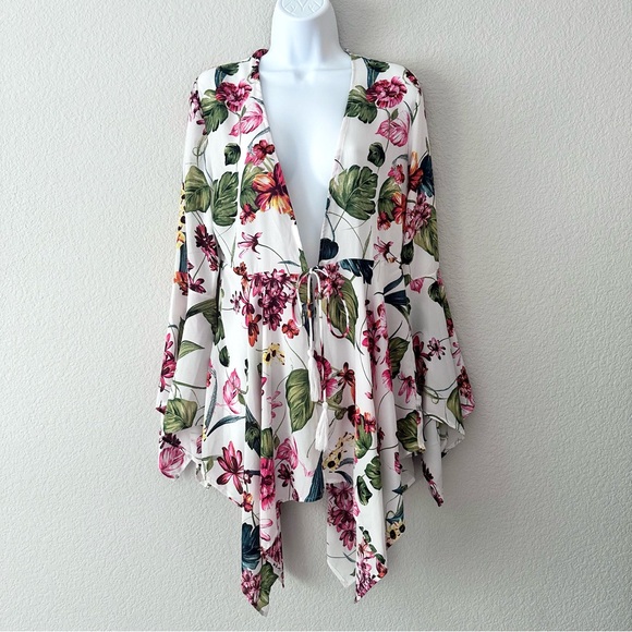 Tropical Bell Sleeve Kimono Top - Picture 7 of 8